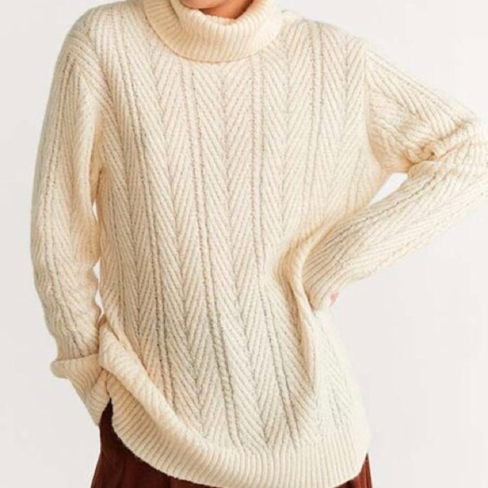 MNG by Mango Human Turtleneck long tunic sweater alpaca blend cream S & M NWT